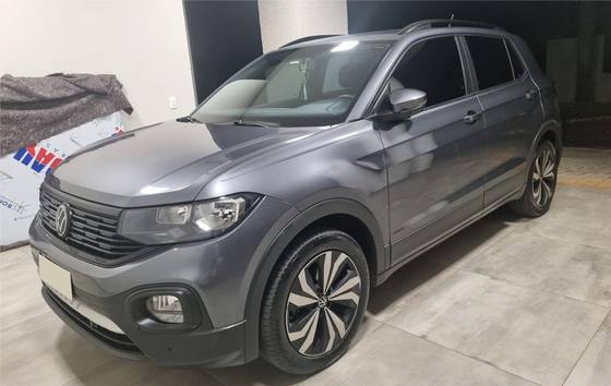 VOLKSWAGEN T-CROSS 1.0 200 TSI TOTAL FLEX AUTOMÁTICO VOLKSWAGEN T-CROSS 1.0 200 TSI TOTAL FLEX AUTOMÁTICO